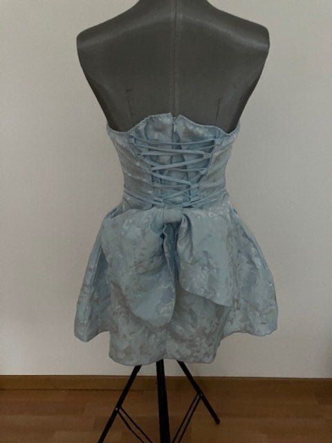Vestiti: Robe bustier bleu clair jacquard taille M bon état – Usato da Marin-Epagnier venduto da rchouchouu 1