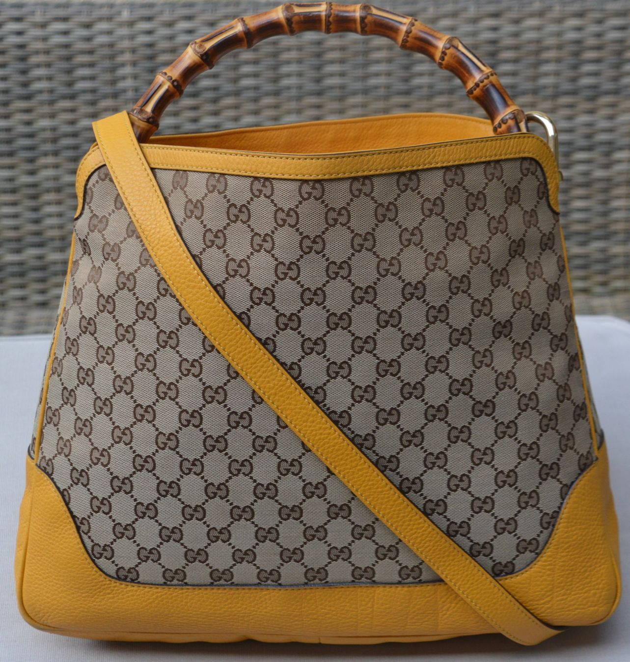 Gucci Borse da donna: Gucci Diana Bamboo – Usato da Collonges venduto da Auganien