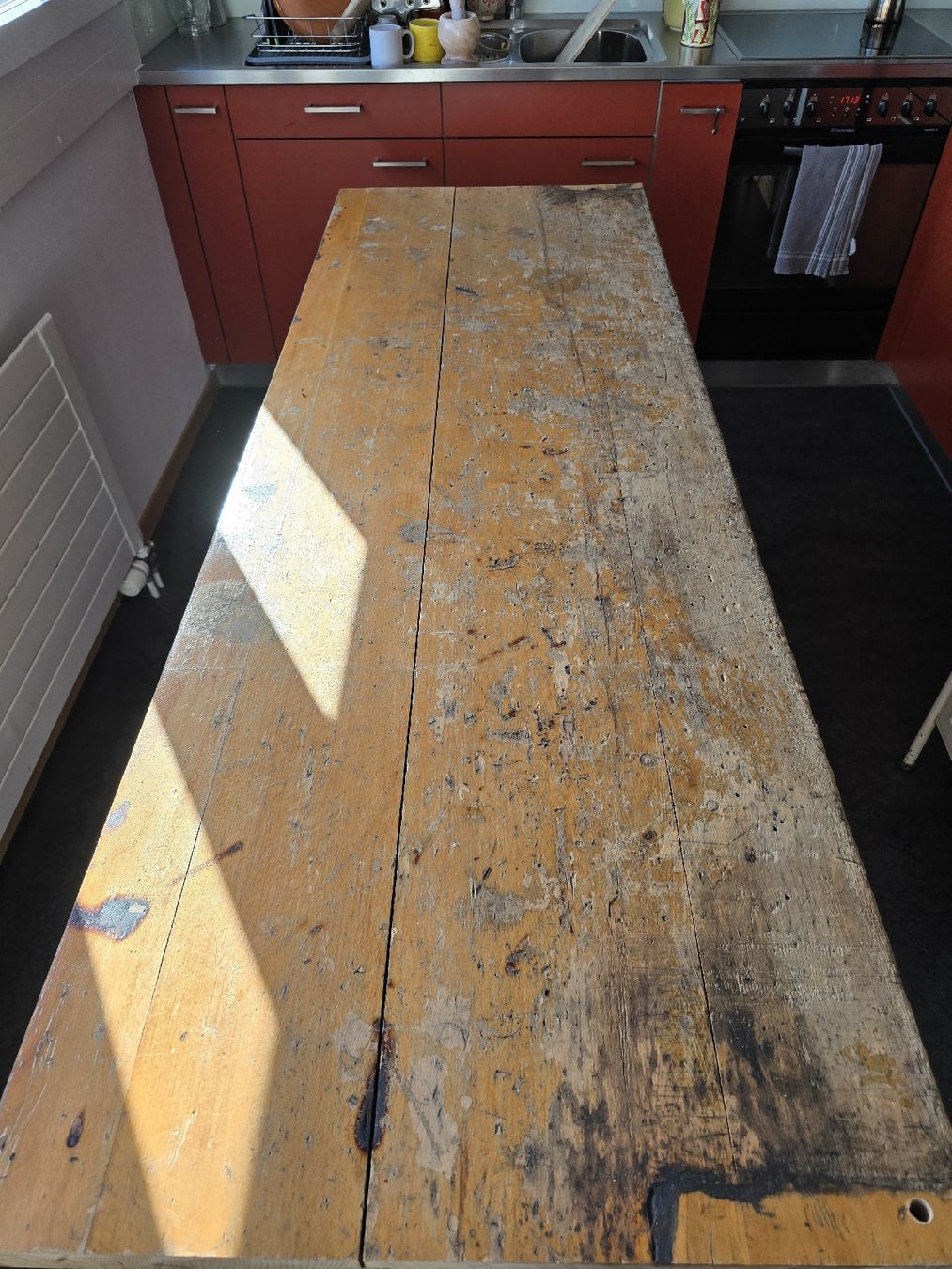 Horgen Glarus Tables: Altes Tisch massiv Holz mit Horgenglarus Eisengussfussen geb – D'occasion à Zürich par Silentlamb 2