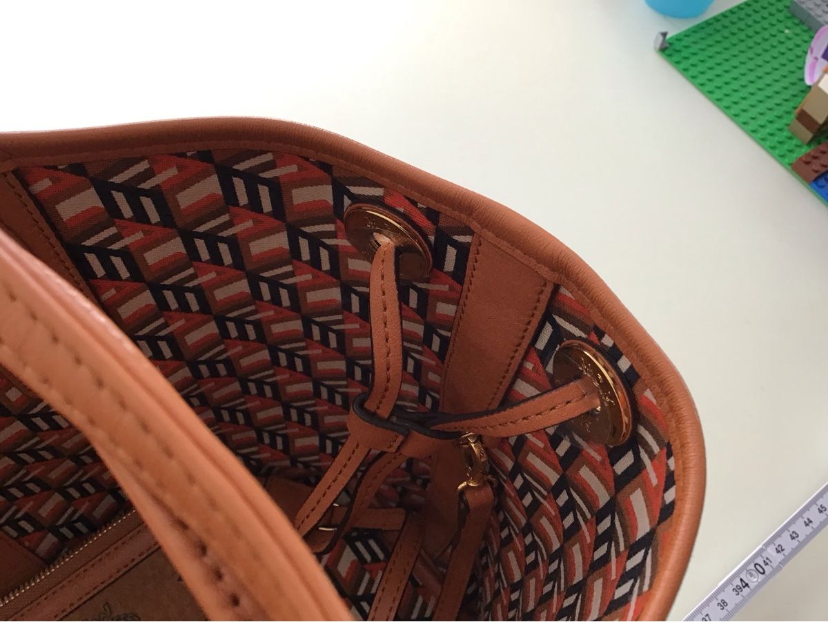 Mcm Sacs femmes: MCM Liz small – Neuf (Voir description) à Widnau par thi_885w 3