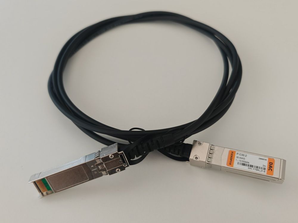 FLEXOPTIX P.C30.2 – 2m SFP+ DAC Kabel, passiv, 10Gbit/s, 30A (Gebraucht ...