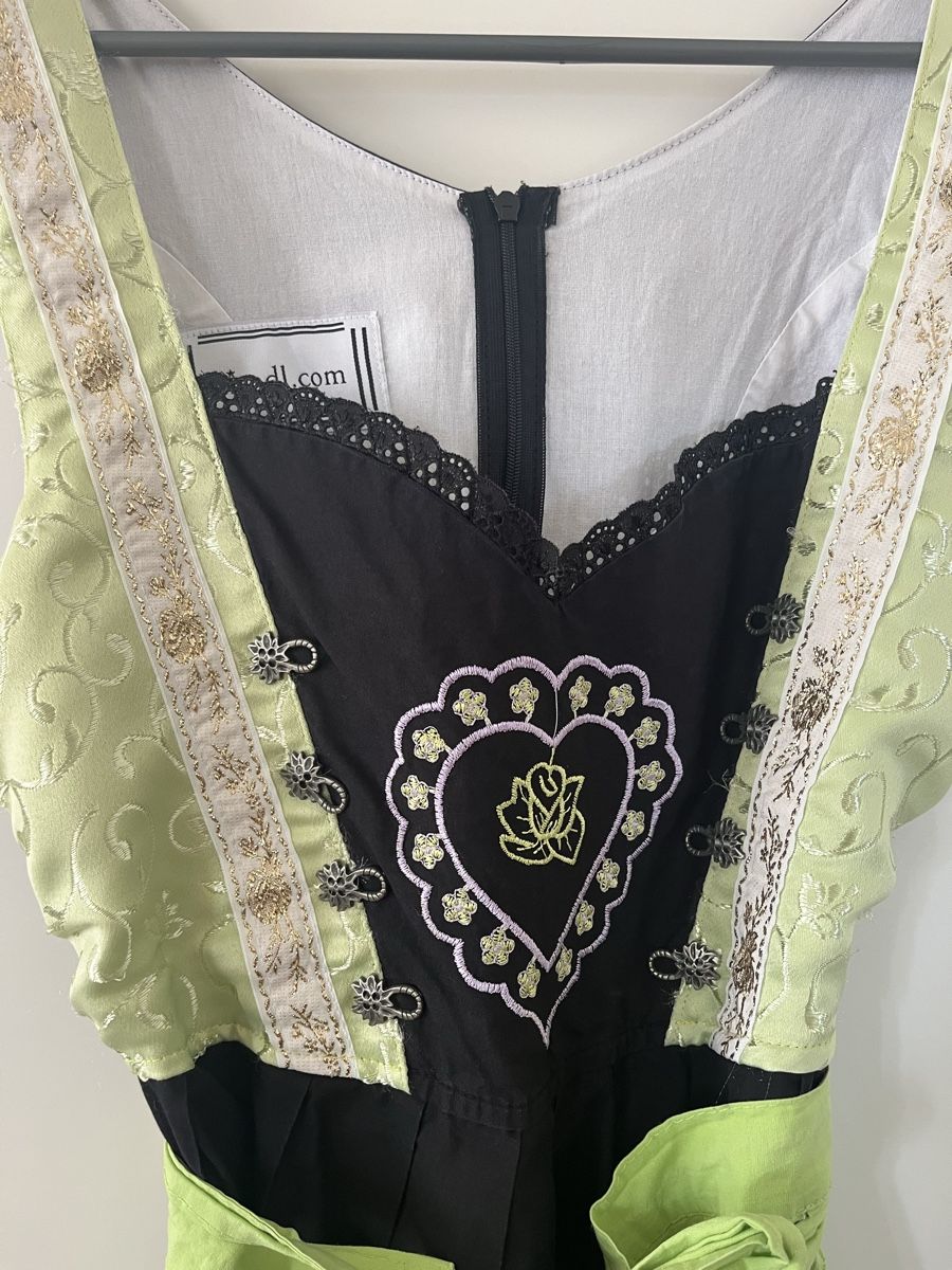 Kleider: Wunderschönes Dirndl  – Gebraucht aus Zürich von cat_gm77 1