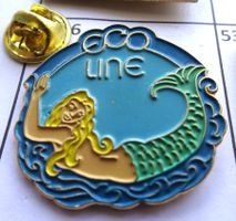 Pin  E C O LINE  Meerjungfrau