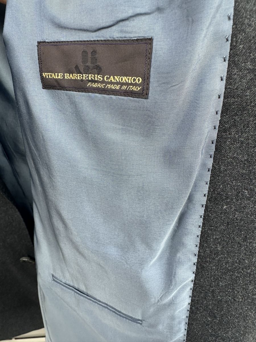 Hugo Boss Costumes: Anzug Hugo Boss grau Grösse L – Neuf (Voir description) à Zürich par hannahbuettgen 2