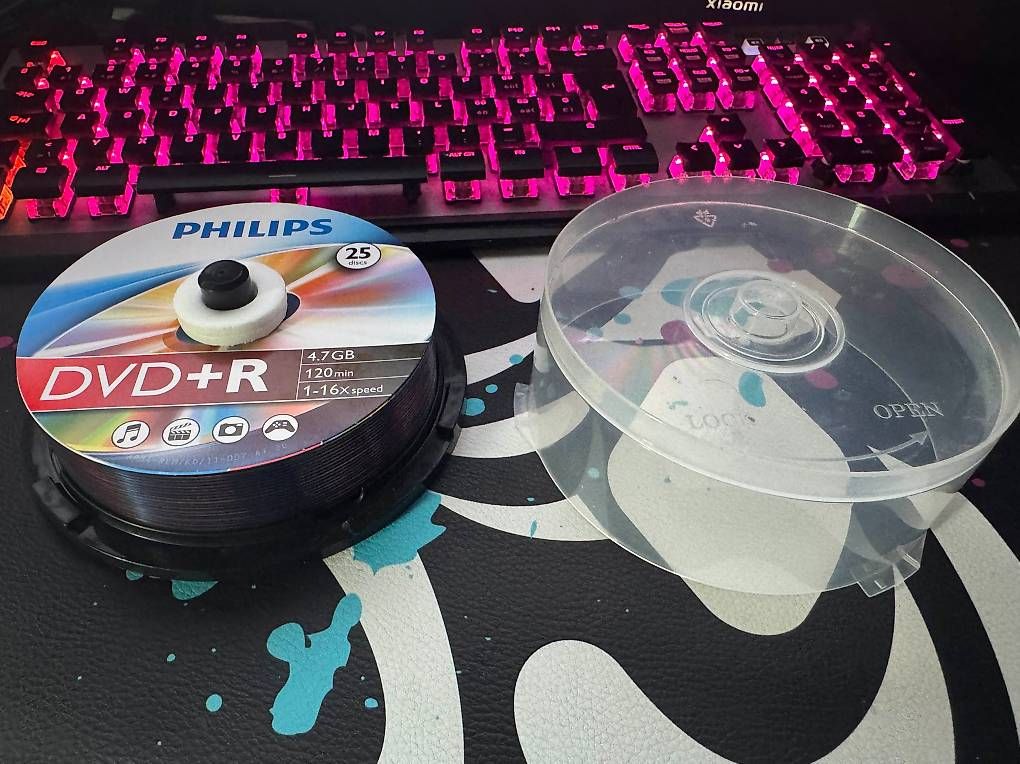 Alle DVDs: Philips DVD+R Rohlinge, 4.7GB, 120min, 116x Speed. – Neu (gemäss Beschreibung) aus Winterthur von zhHighwayRacer03