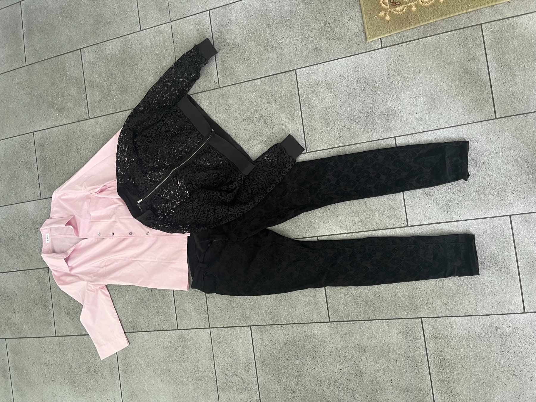 Vestes: Elegantes Matching Set – D'occasion à Solothurn par Floefi