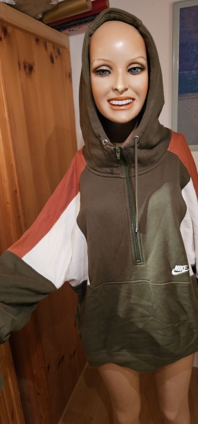 Nike Maglioni & Felpe: cooler NIKE Hoodie gr.L – Usato da Ferden venduto da jemyce