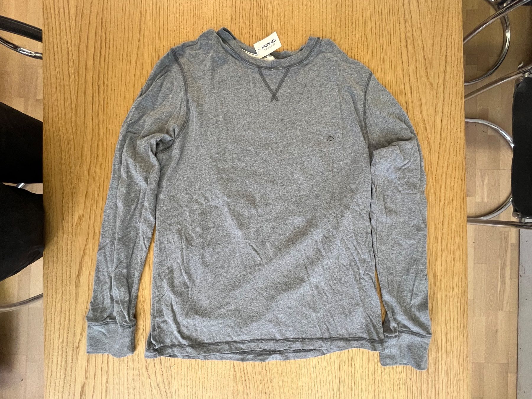 T-Shirts: Aéropostale, langarm T-Shirt, leichter Pullover, Grösse L – Neu (gemäss Beschreibung) aus Netstal von spaltflo01