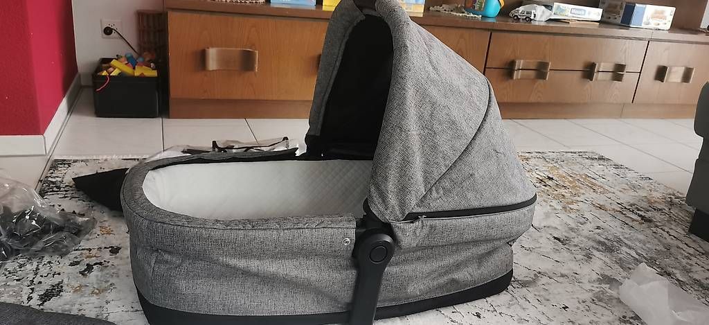 Kinderwagen: Thule Kinderwagen  – Gebraucht aus Amlikon- Bissegg von Simhunk 4