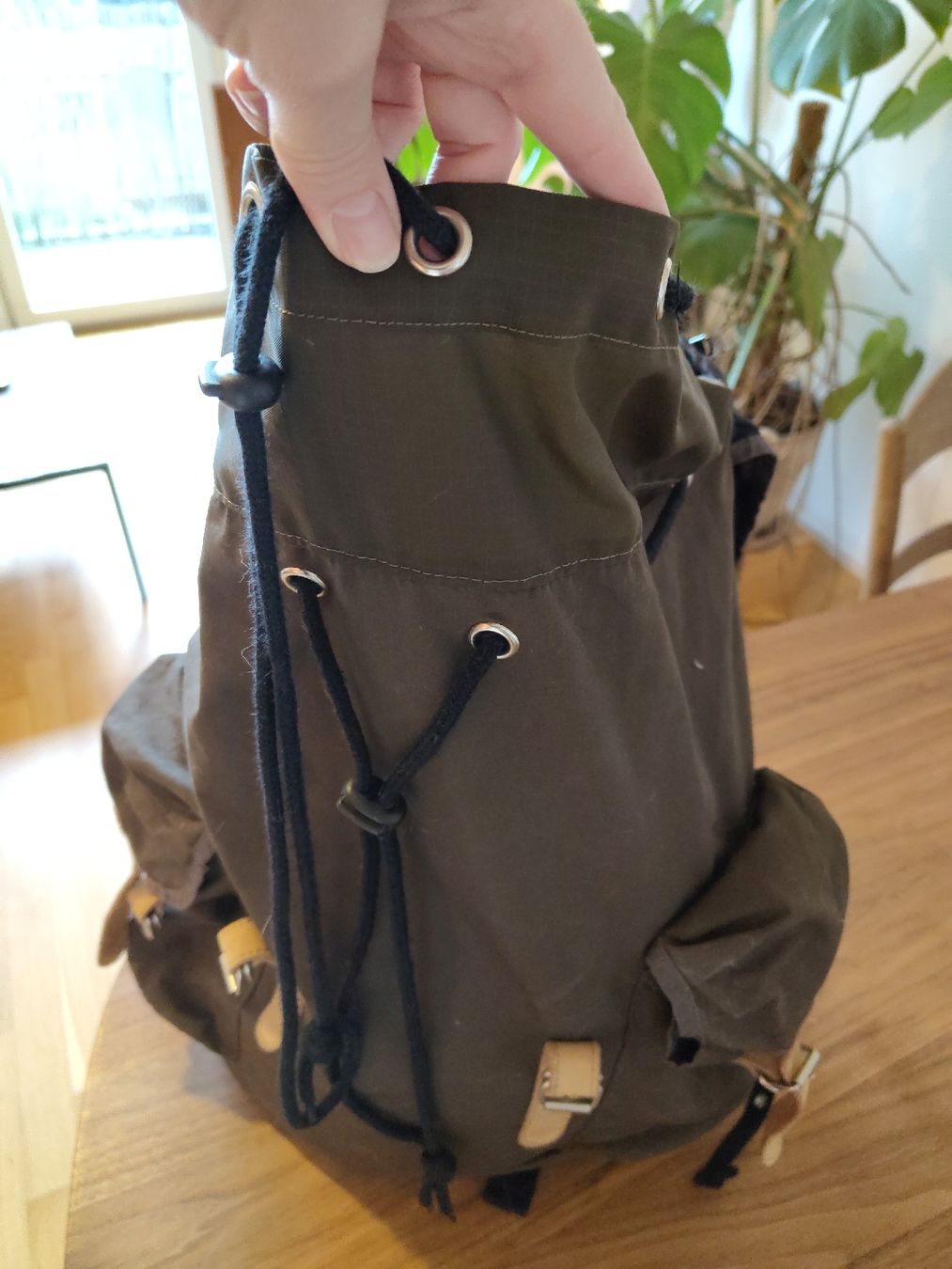 Zaini: Fjällräven Rucksack olive/braun – Usato da Zürich venduto da betzec 5