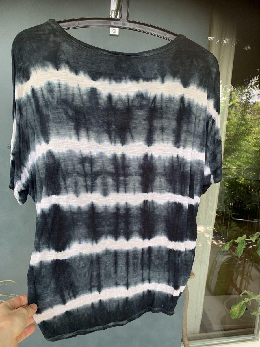 T-shirt: Batik Shirt, Gr.S – Usato da Uster venduto da Flummi