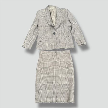 Burberry’s of London women suit set Anzug Damen wolle braun
