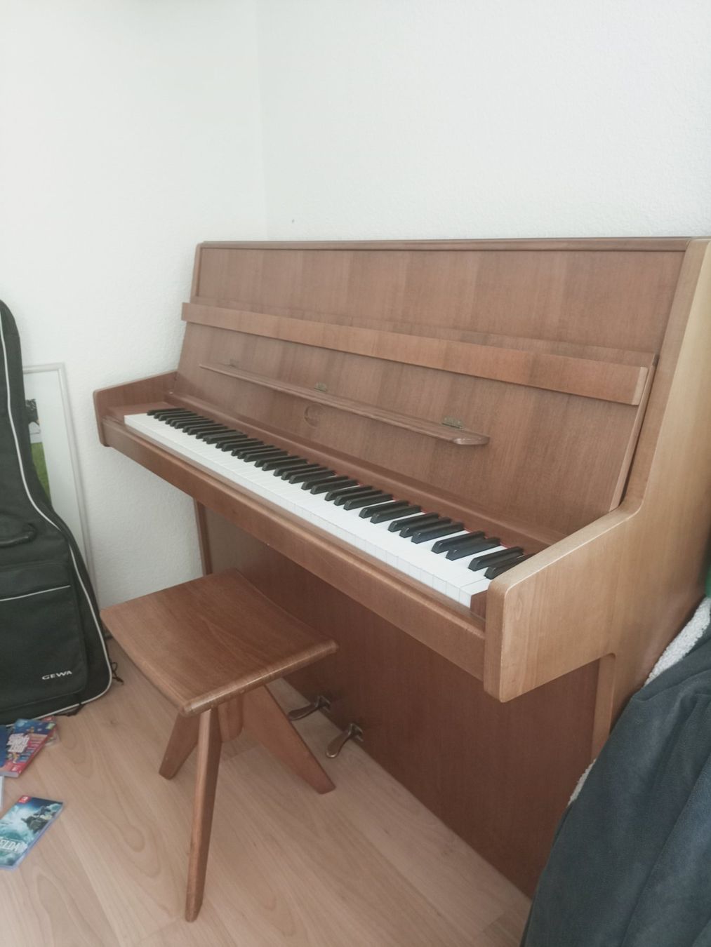 Strumenti musicali: +++SABEL+++ Klavier 100% gestimmt vor ca. 2Jahren. – Usato da Tuebach venduto da bac_7kpb 7