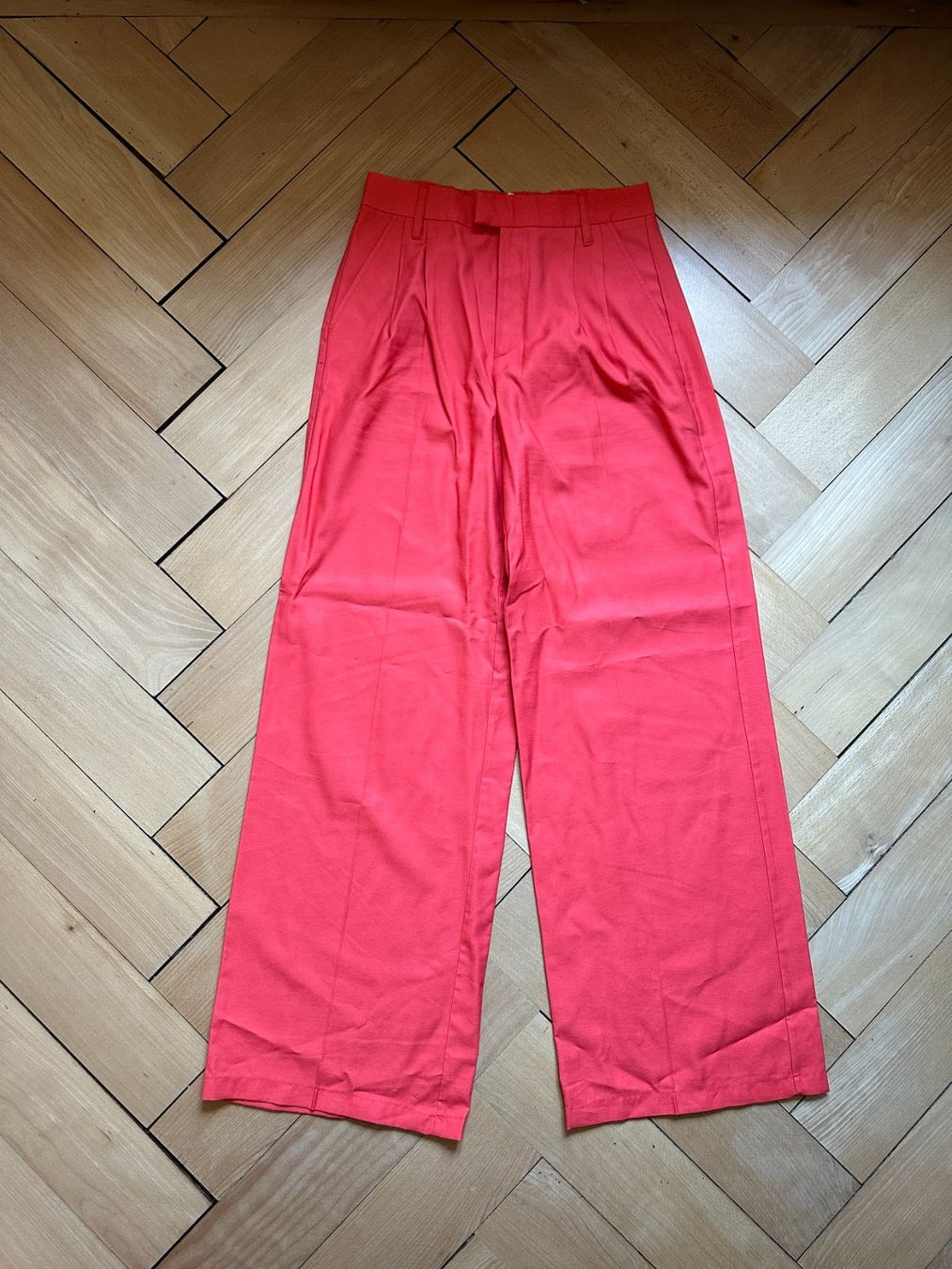 Bershka Hosen: BERSHKA - Culotte Hose rot 36 – Gebraucht aus Zürich von Diazaio
