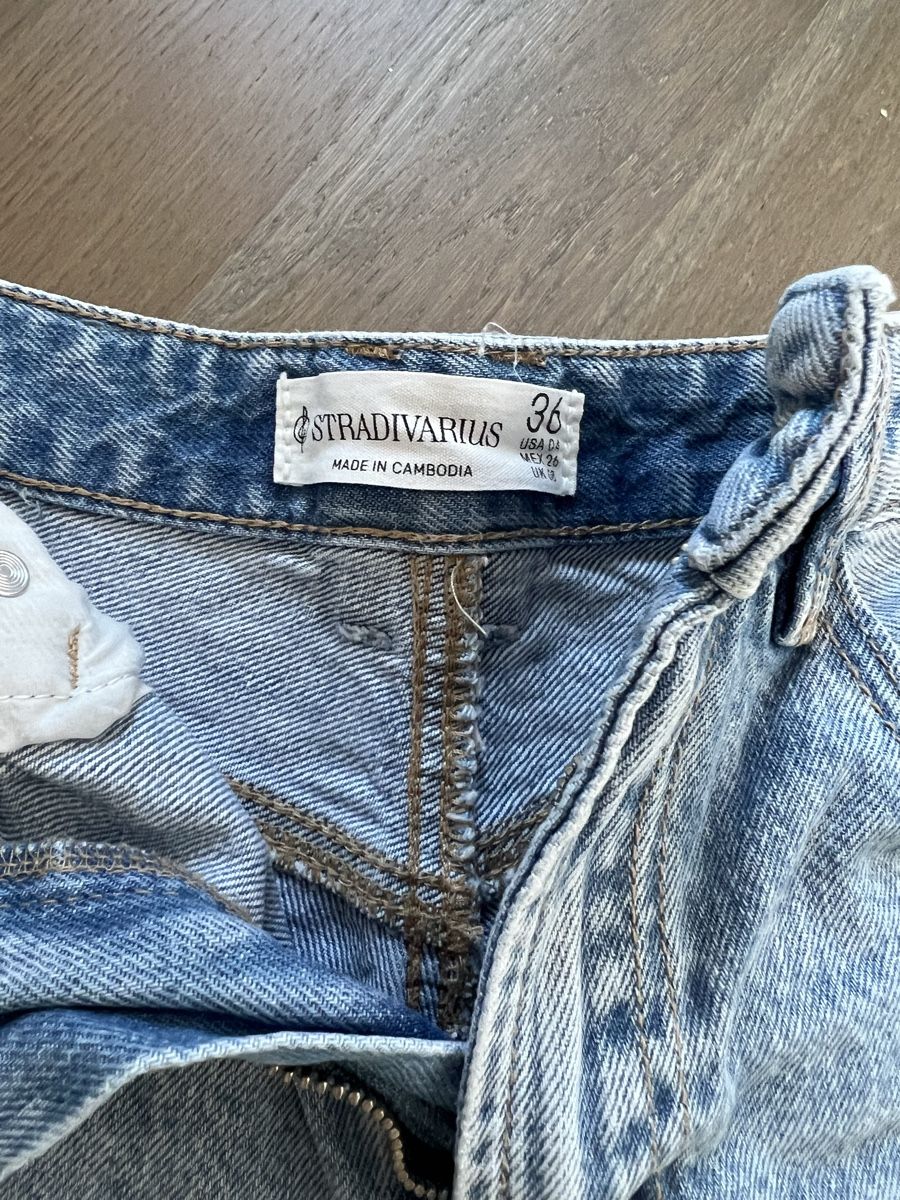 Stradivarius Jeans: Coole Jeans Short von Stradivarius – Usato da Kriens venduto da Krienserin_T 1