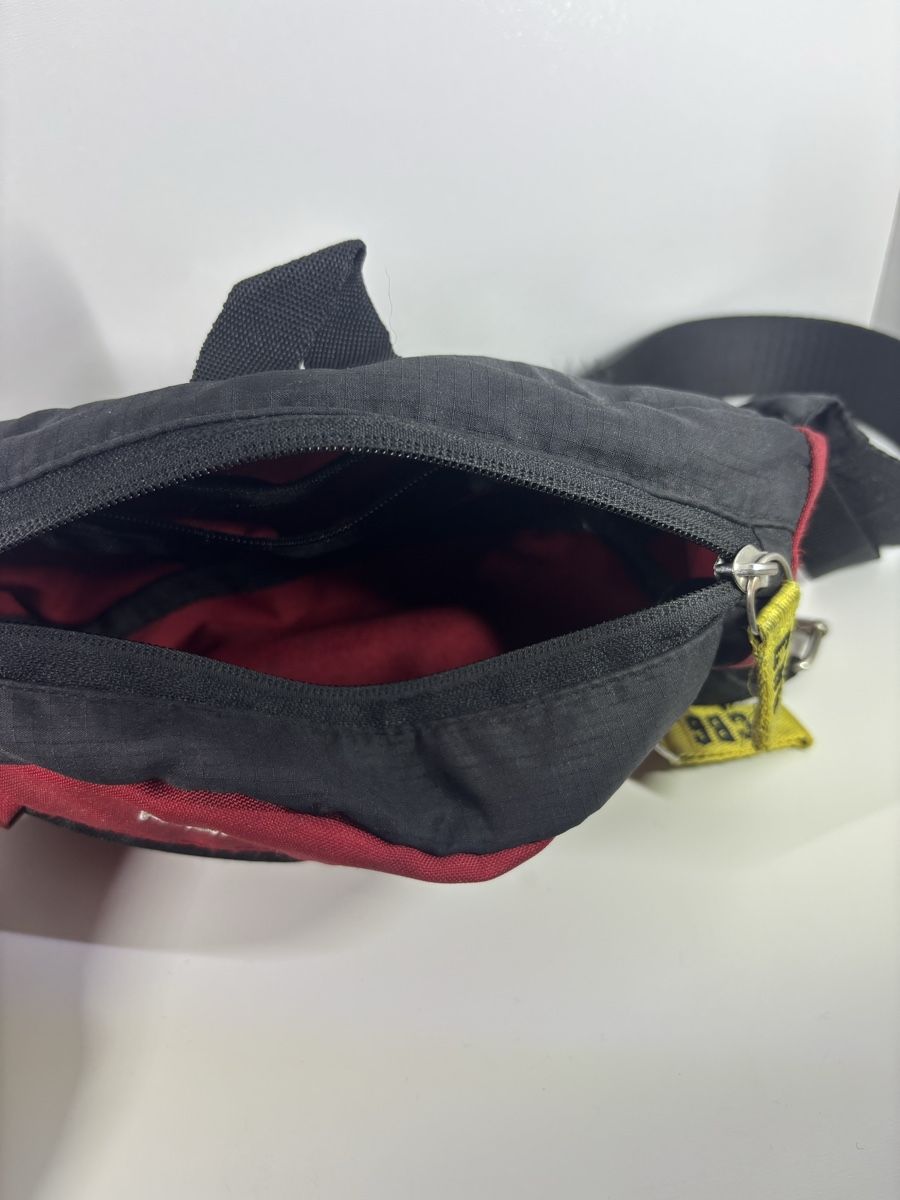 Borse: Bauchtasche CB6 Capital Bra – Usato da Rebstein venduto da nmp_2yjm 1