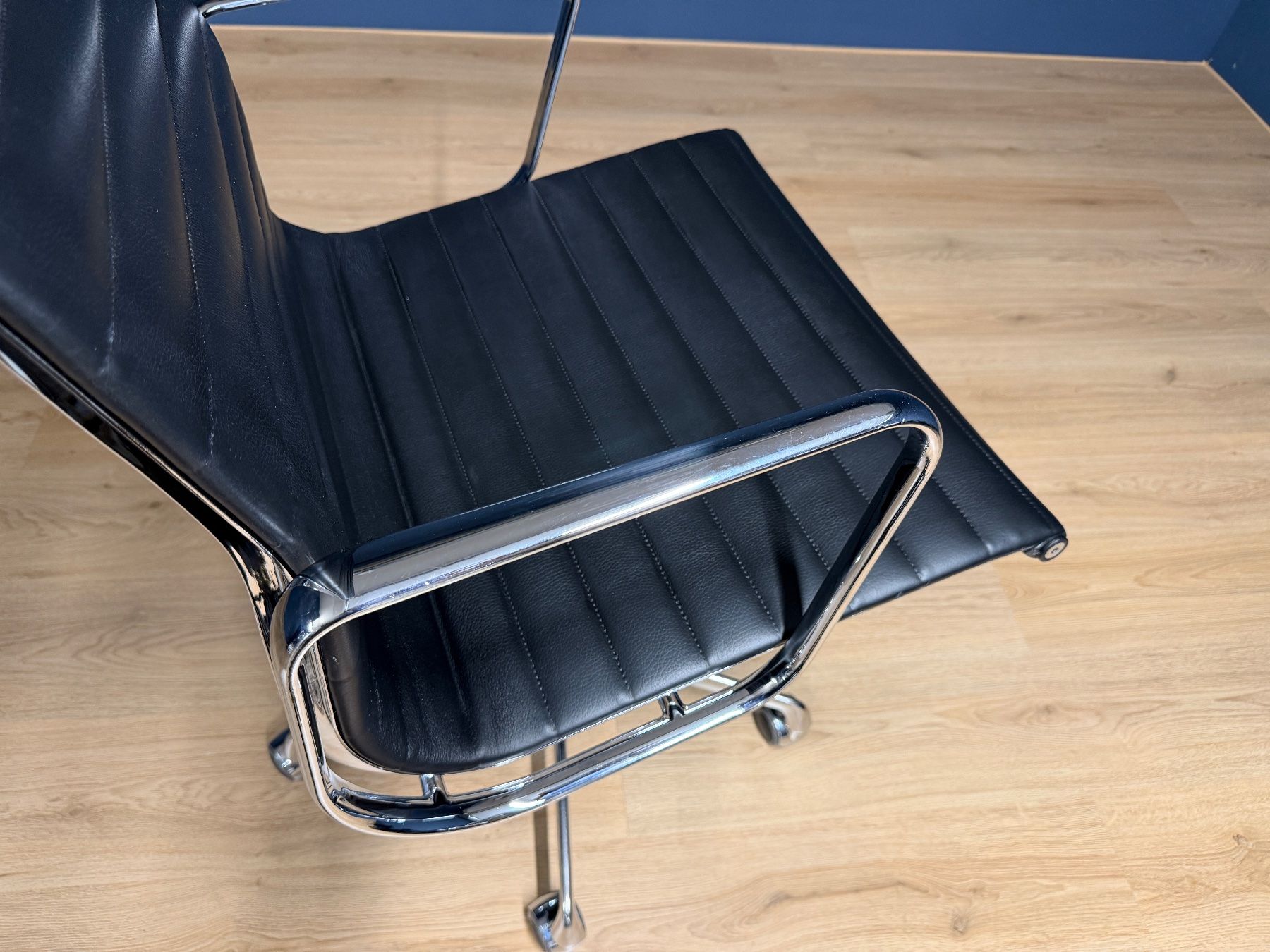 Vitra Sedie: Original ICF EA 119 Bürostuhl von Charles Eames – Usato da Winterthur venduto da Restored 5
