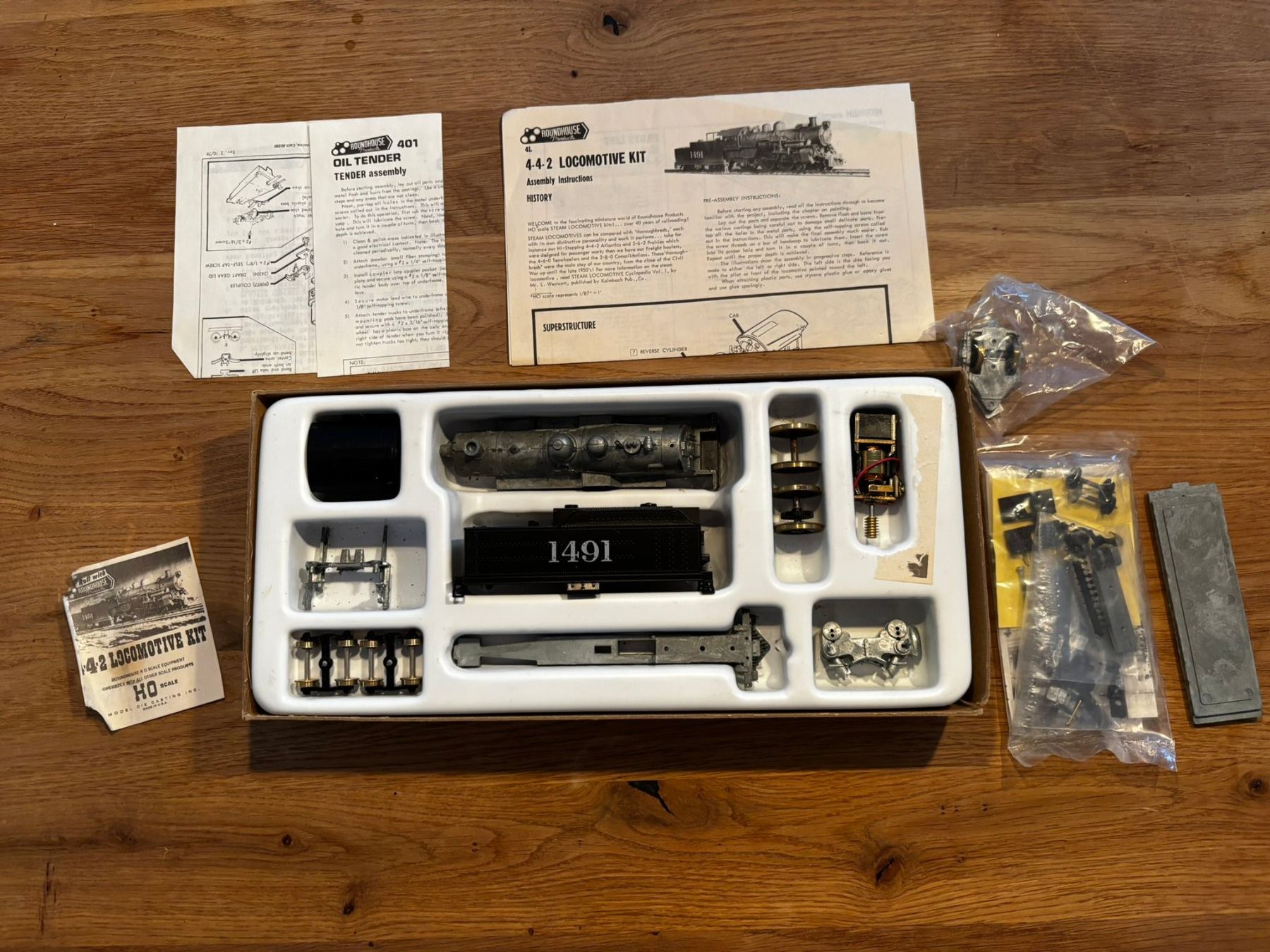 Modellini di ferrovie: 4-4-2 Locomotive Kit – Usato da Altdorf UR venduto da Chrusch89 1