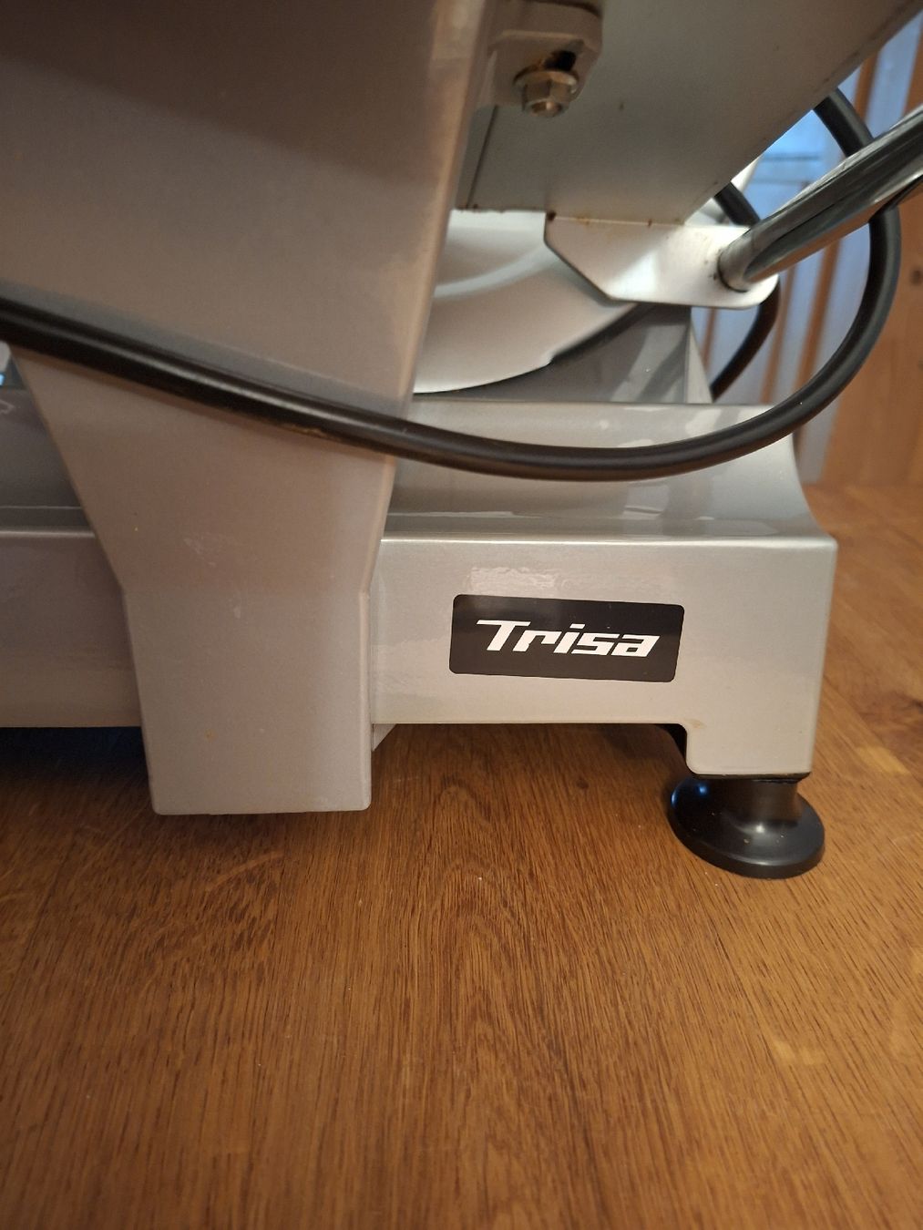Trisa Elettrodomestici da cucina: Trisa Aufschnittmaschine Typ 6500 – Usato da Oetwil am See venduto da Barclay64 1