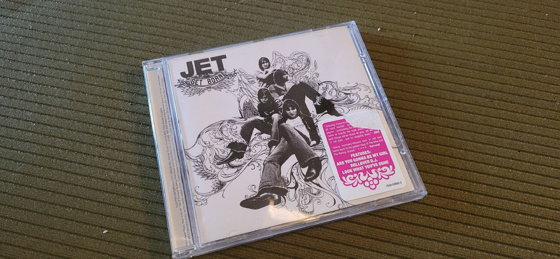 CD: Jet get born cd rock – Usato da Pregassona venduto da Adda83