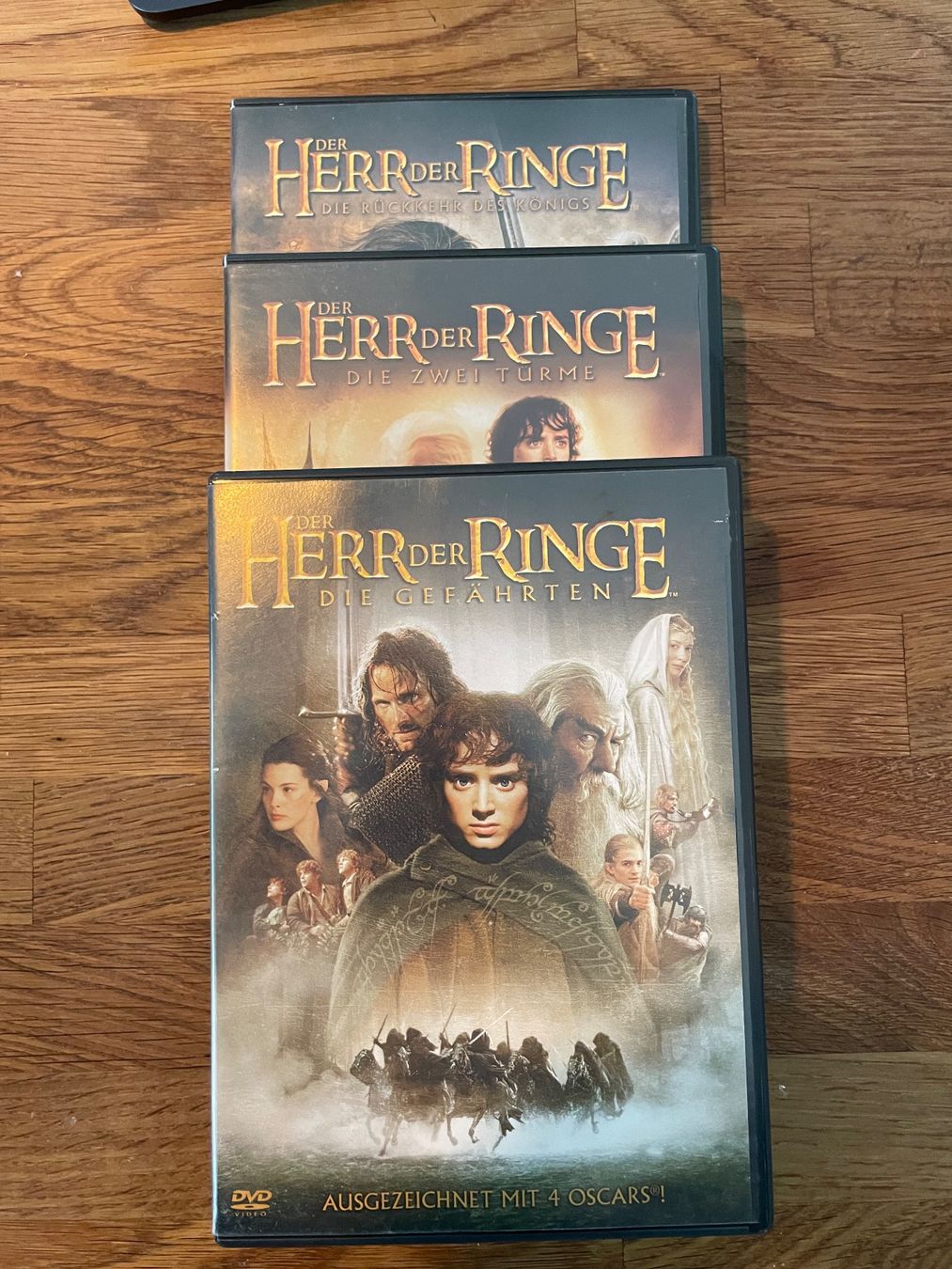 Tutti i DVDs: Herr der Ringe DVD Trilogie – Usato da Bülach venduto da bjoernbenny