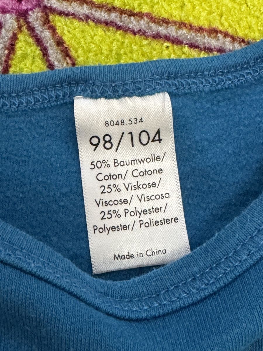 Lotti & Set di vestiti: Thermounterwäsche und Thermooberteile, Midlayer, 98-104 – Nuovo (secondo la descrizione) da Wilen b. Wil venduto da carpediem25 2
