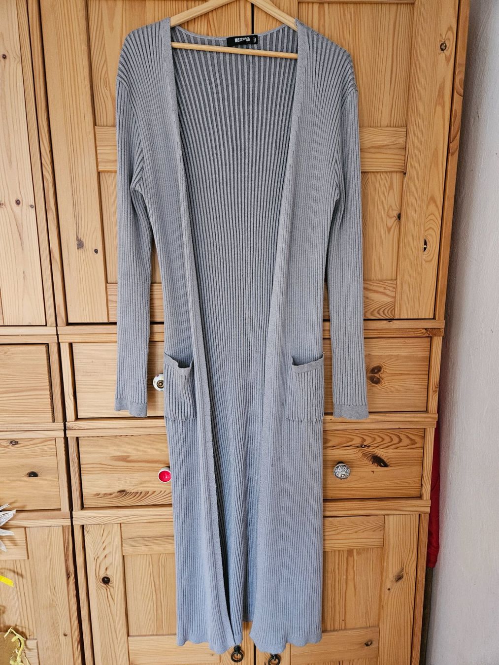 Giacche: Missguided Cardigan, Grau, Grösse 38 – Usato da Wettingen venduto da Sk8ertomda