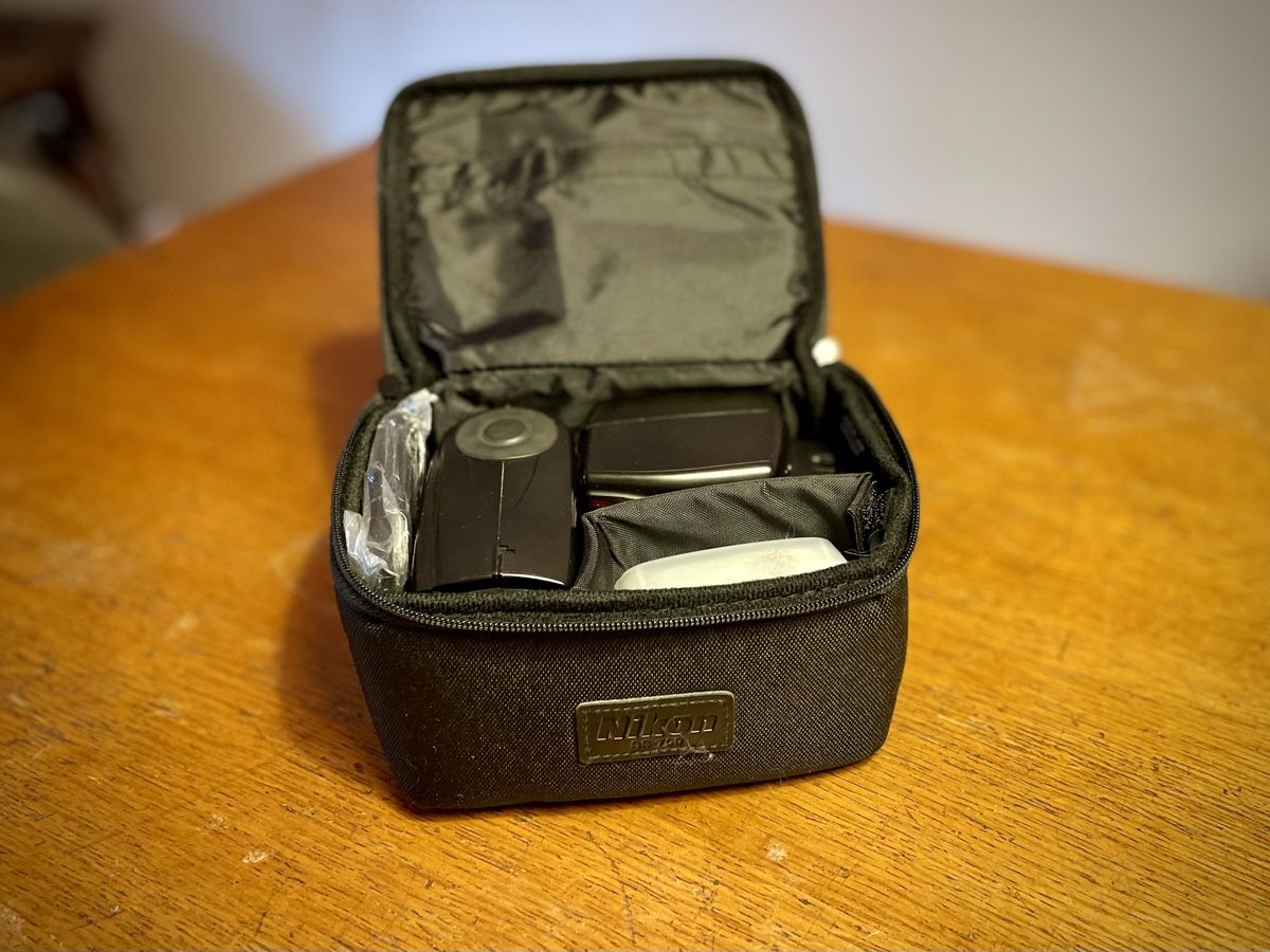 Nikon Flash: Nikon SB 700 + – Usato da Genève venduto da was_ksr9 4