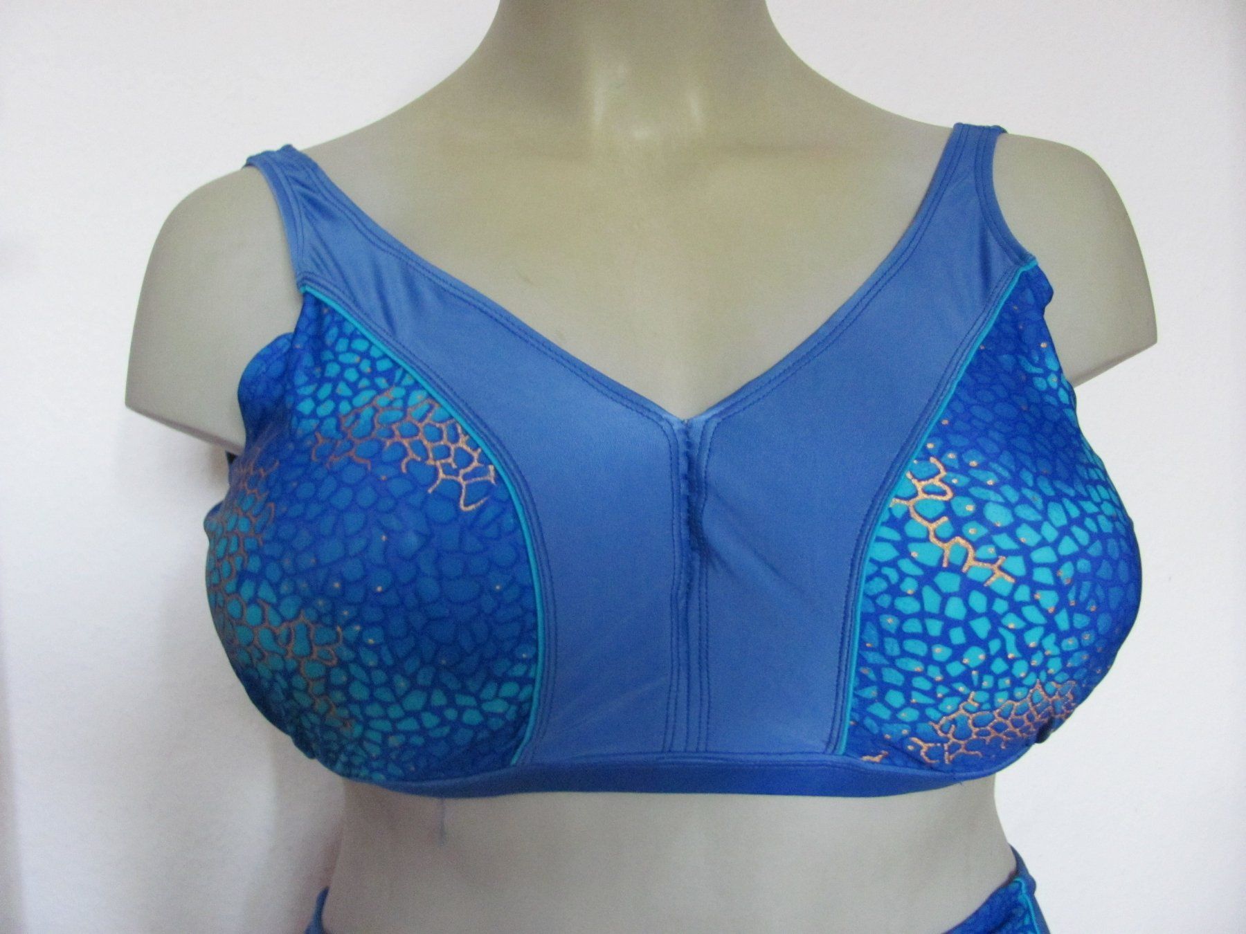 Costumi da bagno & Bikini: Sommer Set: Bikini  blau gemustert, Grösse 46/48, – Usato da Gümligen venduto da Fantapanda 1