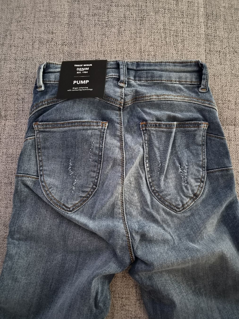 Tally Weijl Jeans: Tally Wejil Jeans neu Gr. 34 – Nuovo e nell'imballaggio originale da Birr venduto da Daria_secondhand 2