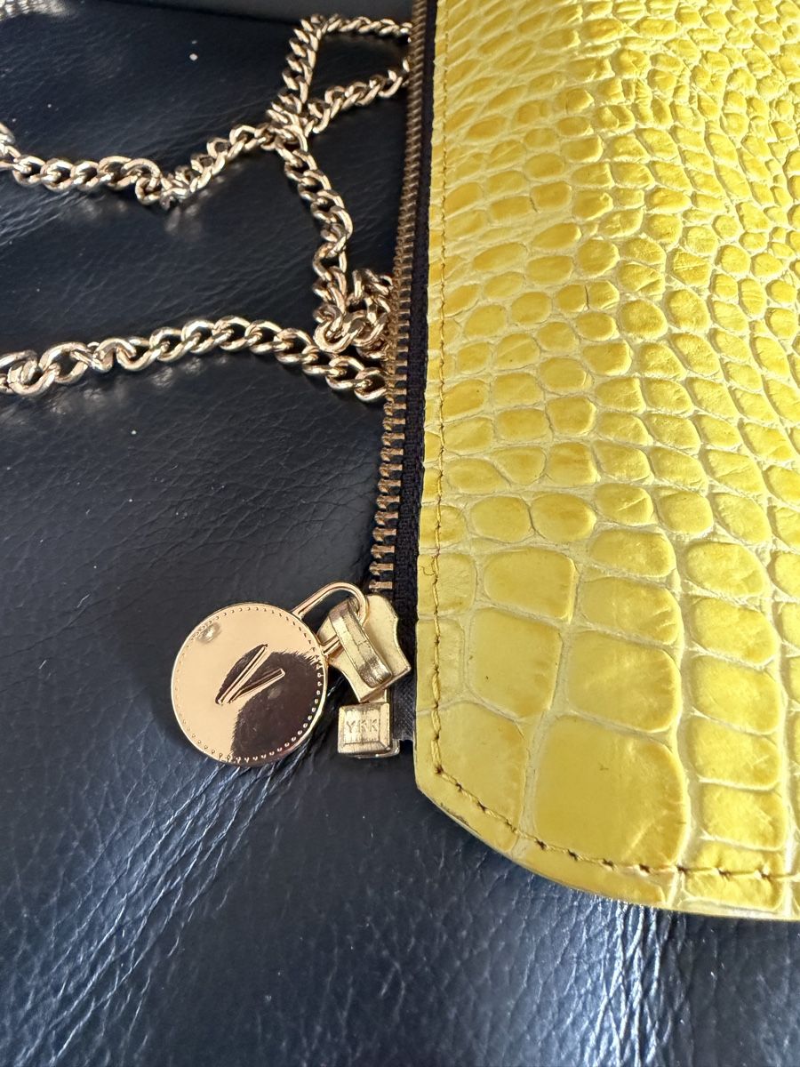 Borse da donna: Sac Versa Versa avec deux rabats – Usato da Lausanne venduto da Pascal9999 6