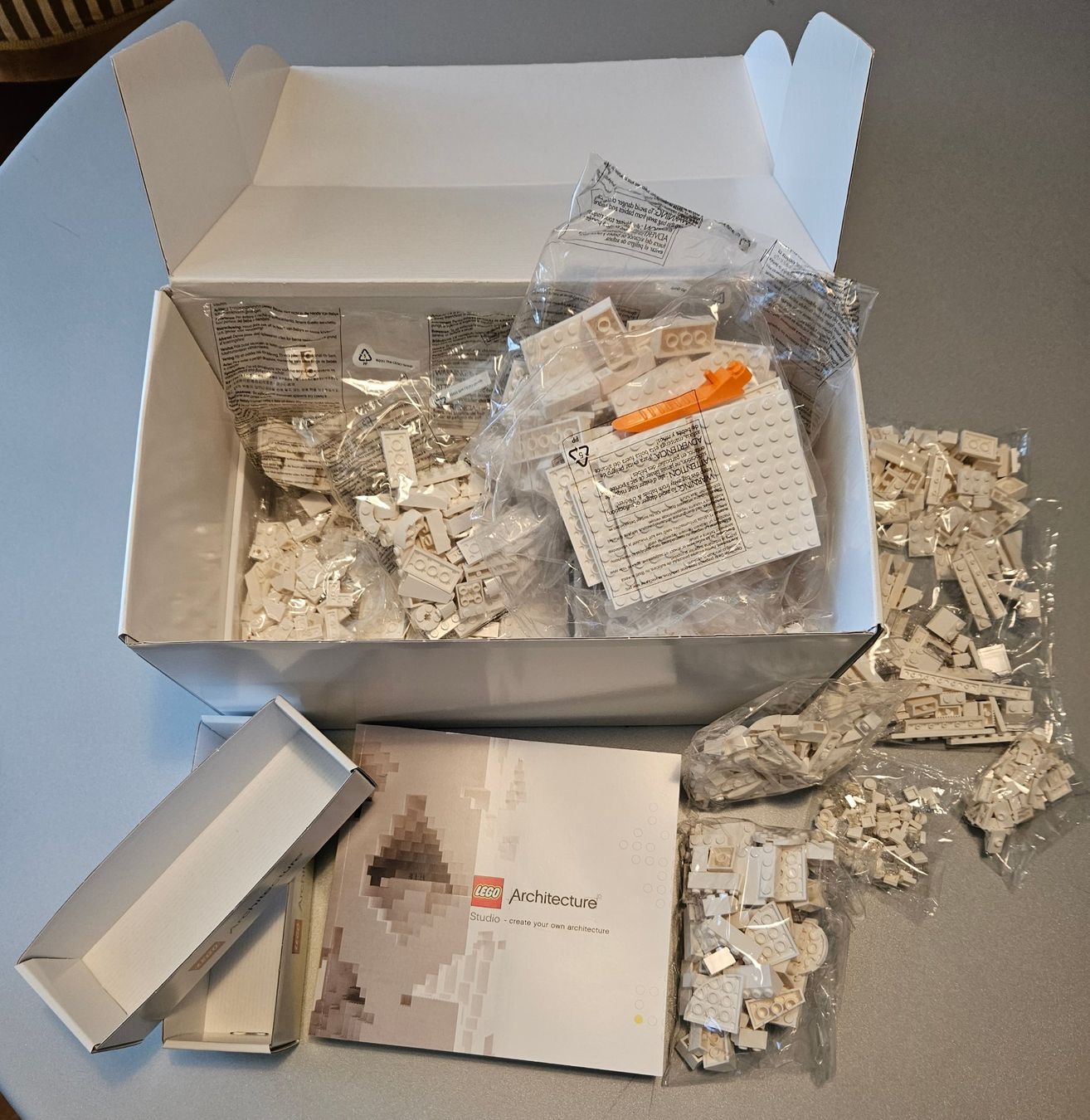 Lego Baukästen: Lego Architecture Studio / 21050 – Neu und originalverpackt aus Basel von  1