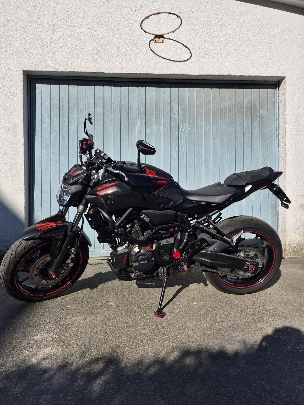 Yamaha Strada: Yamaha MT 07 2015 – Usato da Bützberg venduto da luc_25z9 1