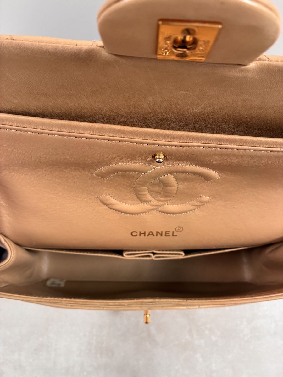 Chanel Borse: Chanel Classic double flap bag vintage – Usato da Ascona venduto da evam81 6