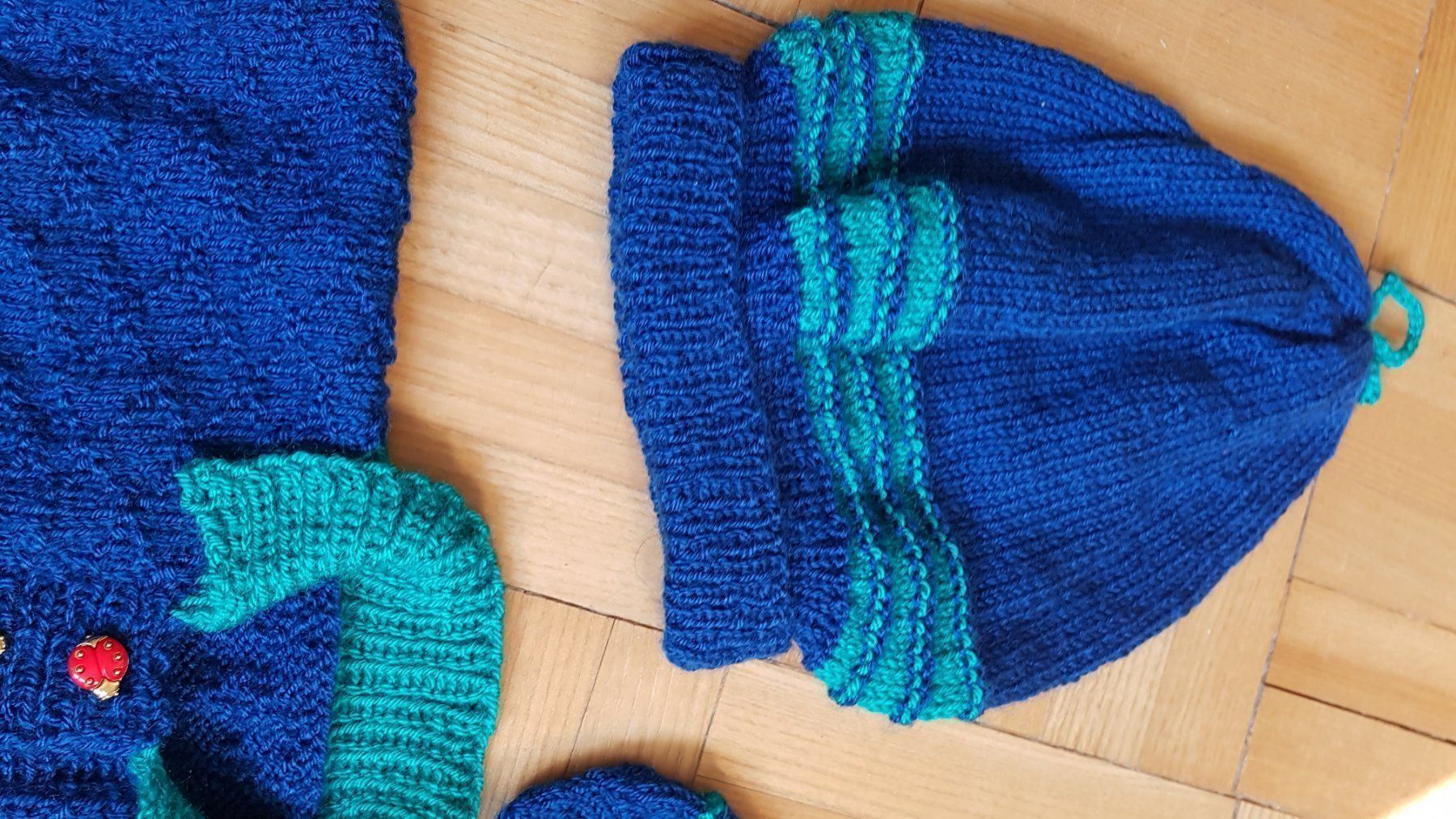 Riviste & Magazine: Strickmuster Kinderpullover, Mütze, Handschuhe  GRATIS – Usato da Spiegel b. Bern venduto da Gudi8 3