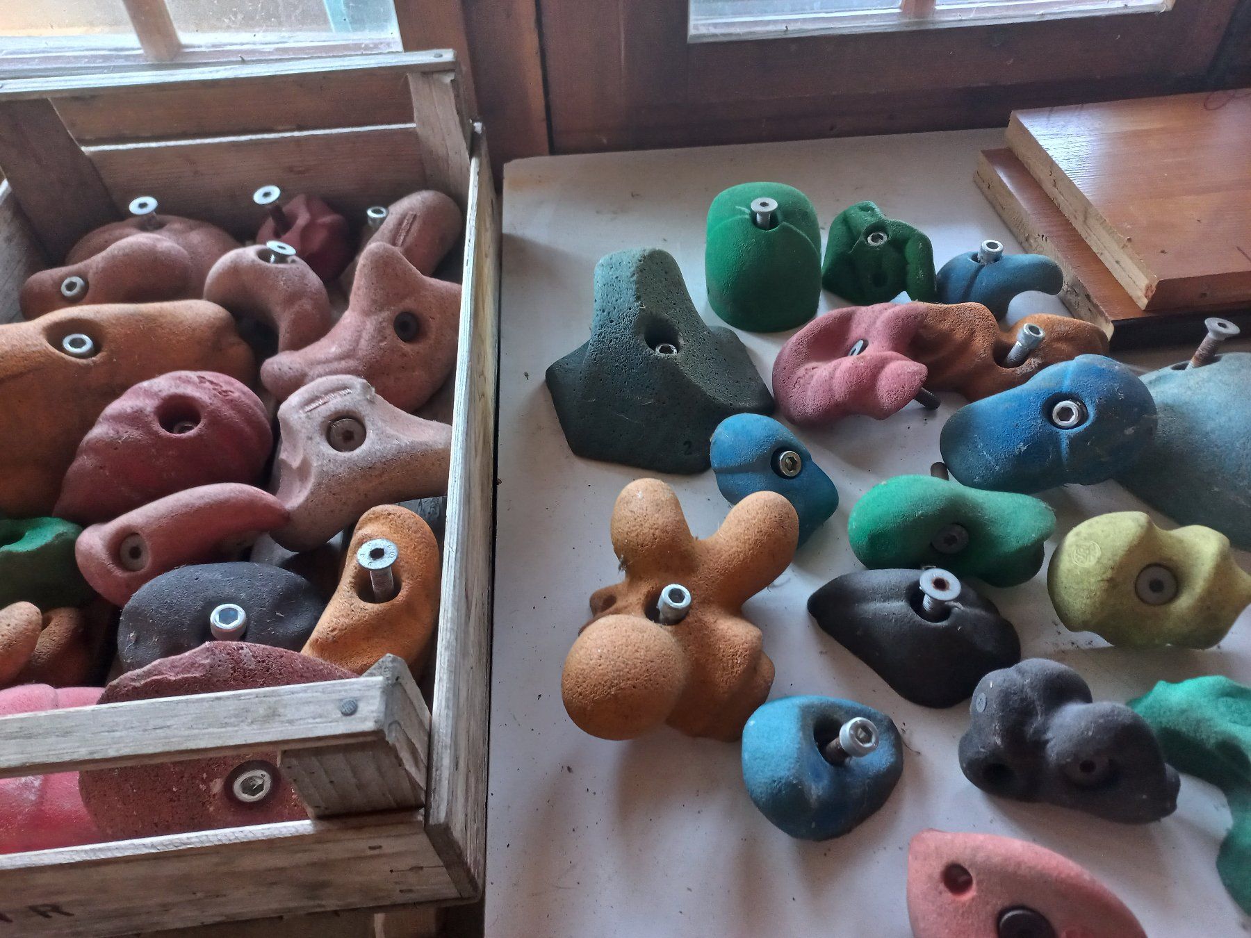 Kletterwände & Klettergriffe: 34 Stück Bouldergriffe – Gebraucht aus Uetendorf von hazel999 2