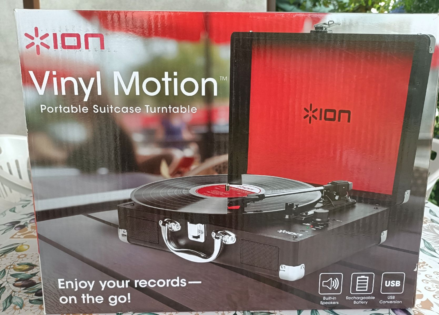 Tourne-disques: ION Vinyl Motion Portable Suitcase Turntable – Neuf (Voir description) à Lostallo par cha_lx5j