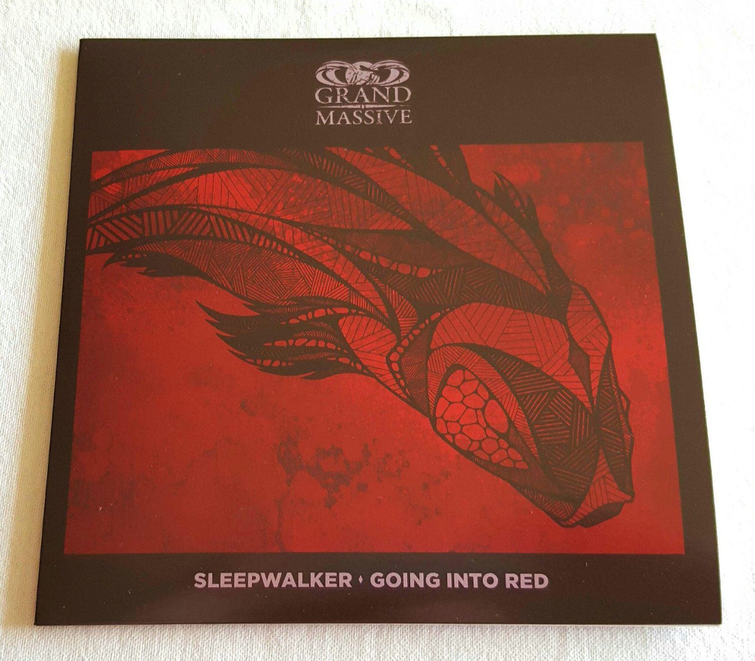 Dischi in vinile: Grand Massive – Sleepwalker / Going Into Red - 7" & CD  2013 – Nuovo (secondo la descrizione) da Uster venduto da Zardodel 1
