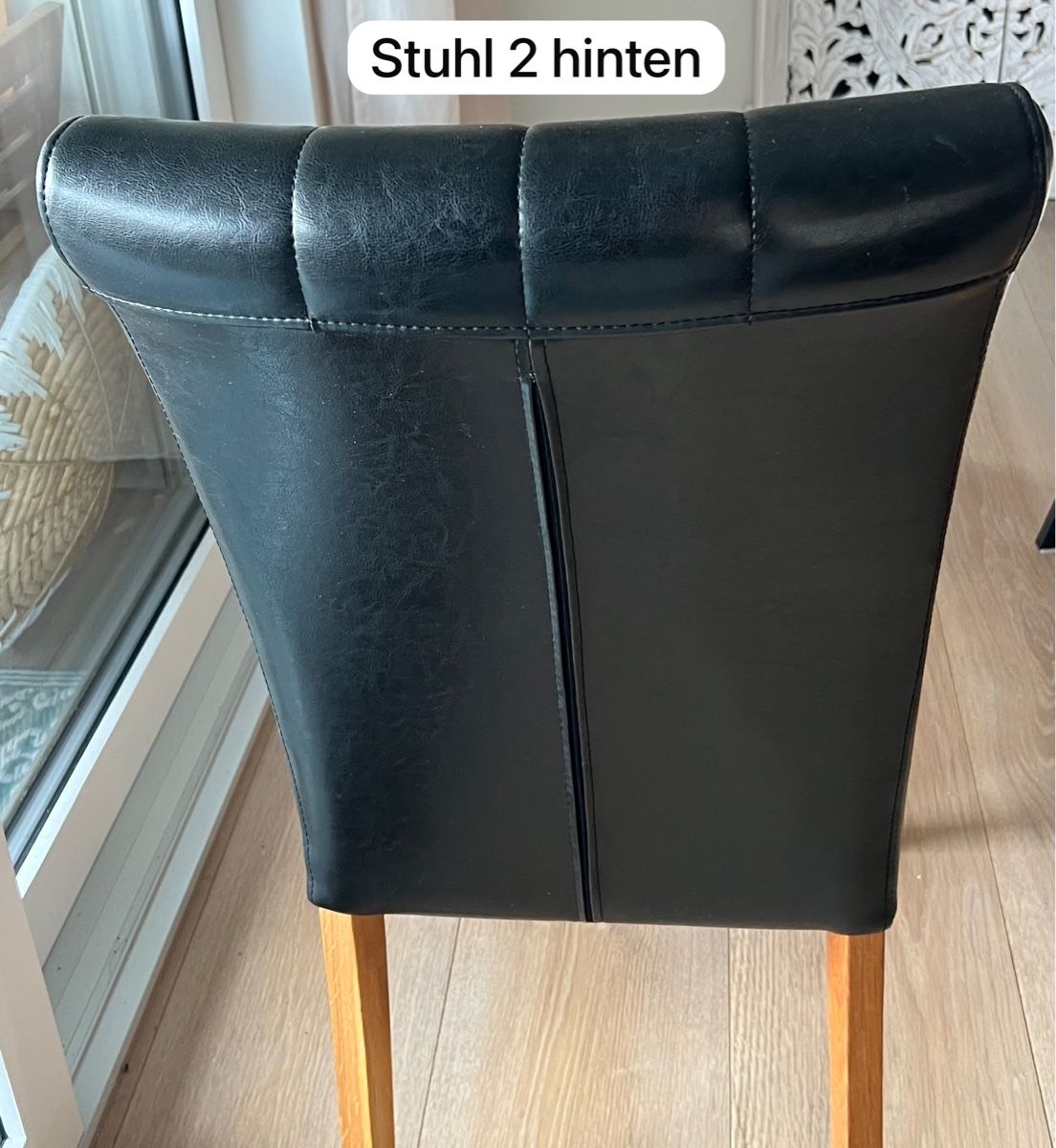 Sedie: 4 schwarze Stühle aus Kunstleder und sehr gutem Zustand – Usato da Ennetbürgen venduto da nat_8vld 3