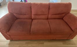 gemütliches Sofa und/oder Sessel