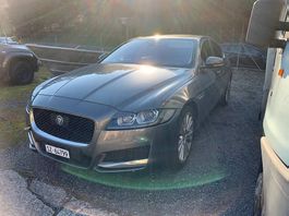 Jaguar XF neue MFK nicht Fahrbereit wegen Schaden am Motor