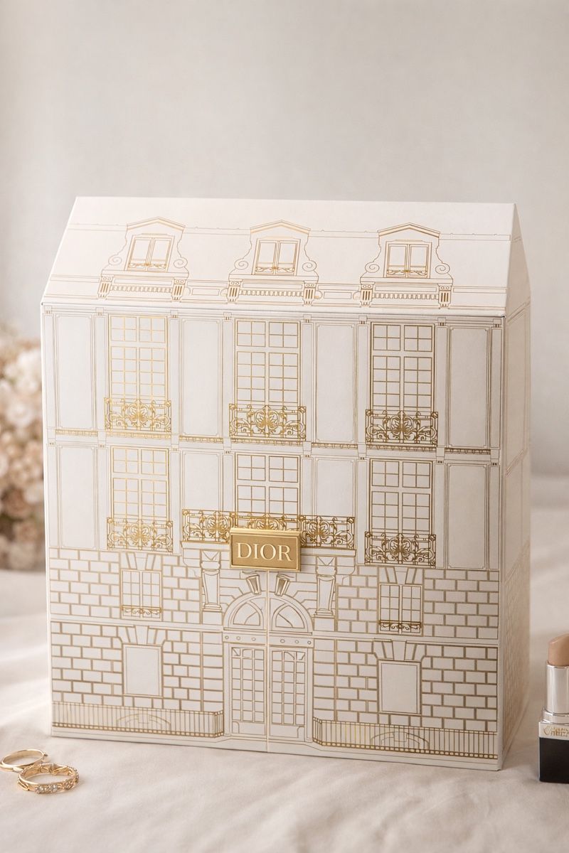 Dior Calendari: Dior Luxus Adventskalender Box – Nuovo (secondo la descrizione) da Wädenswil venduto da BebaGlow