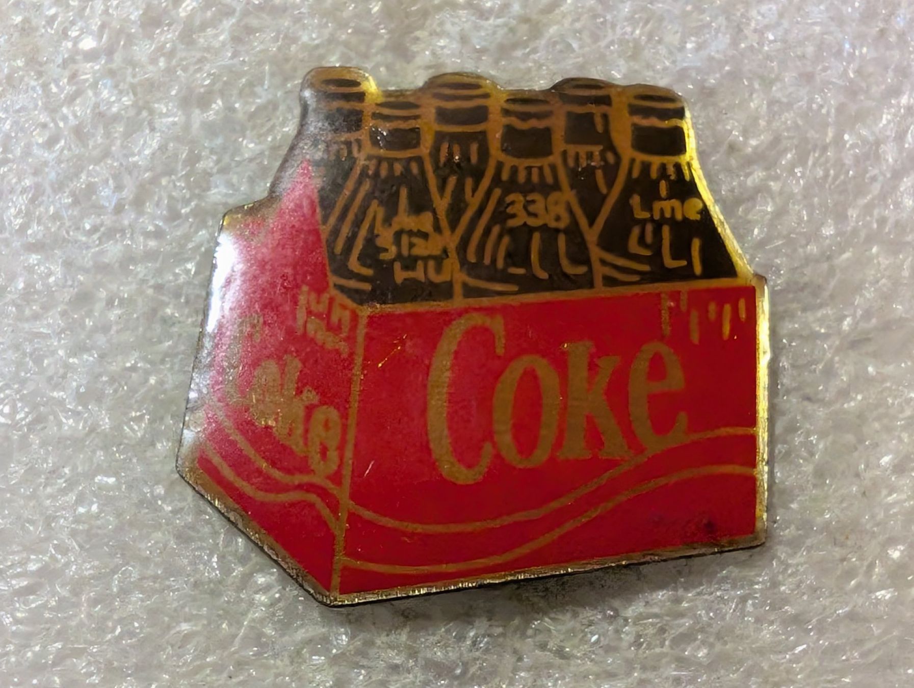 Placchette & Badge: Ansteckpin 203: Coca Cola – Usato da Oppligen venduto da Pin-Fall-Shop