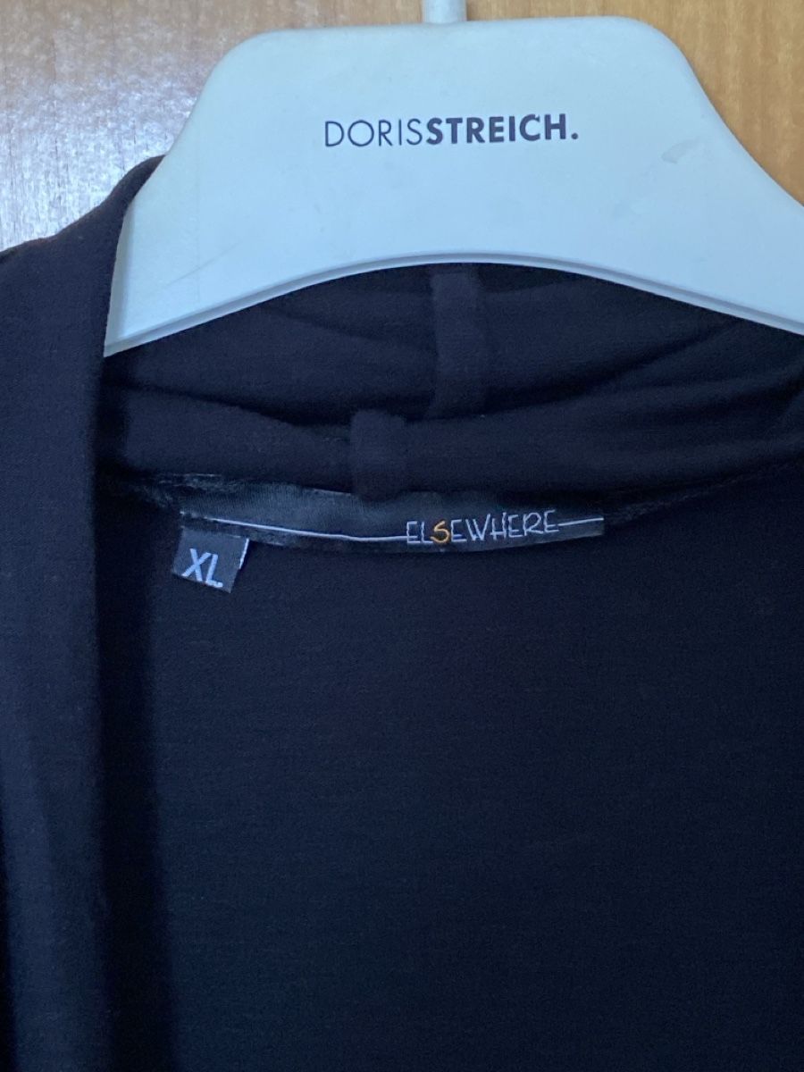 Gilets & Westen: Schwarze ELSEWHERE Weste, Grösse XL, Top Zustand! – Neu (gemäss Beschreibung) aus Villmergen von Savogin 1