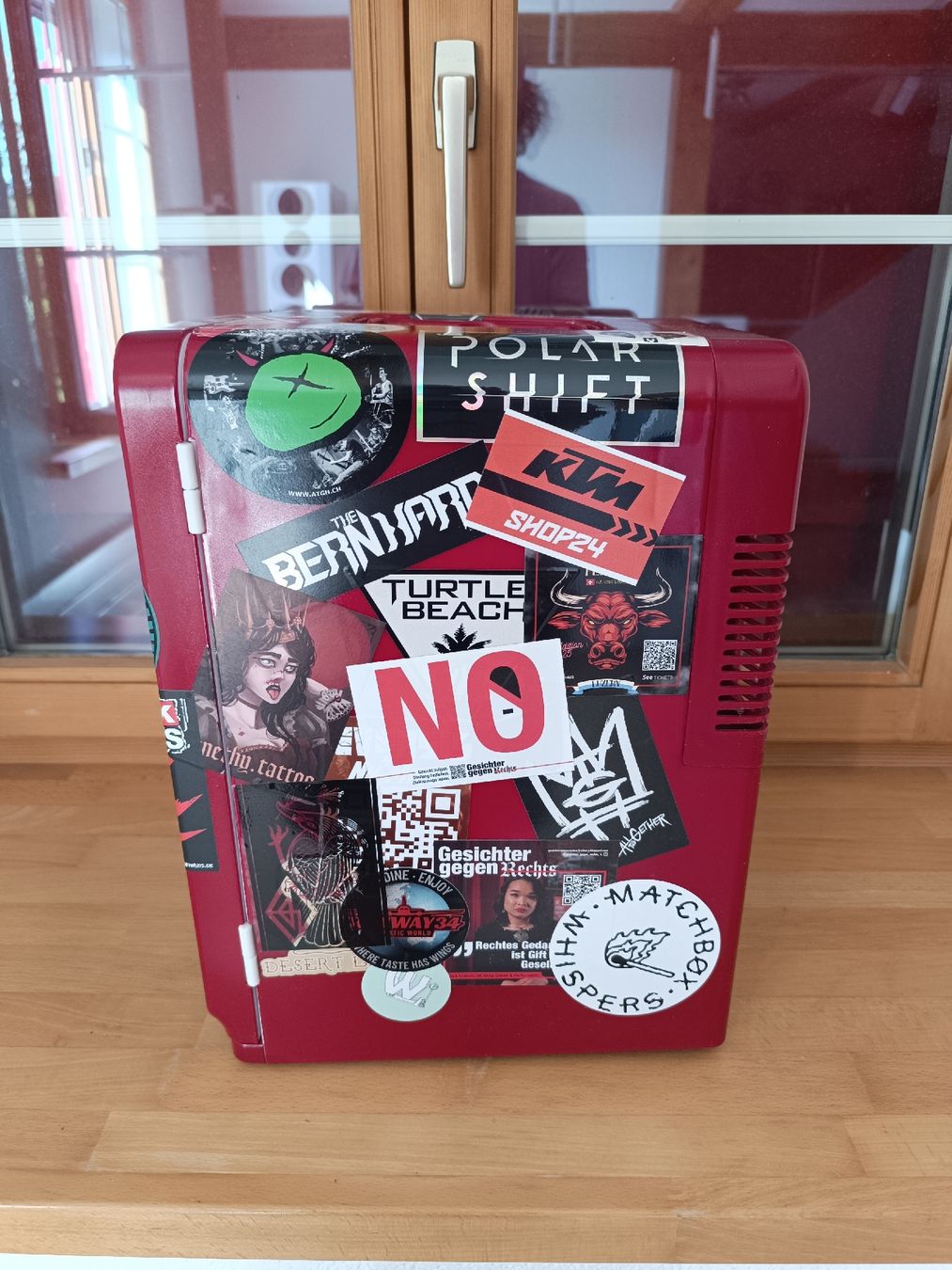 Réfrigérateurs: Mini Kühlschrank – D'occasion à Ottikon par PiloniFive 1