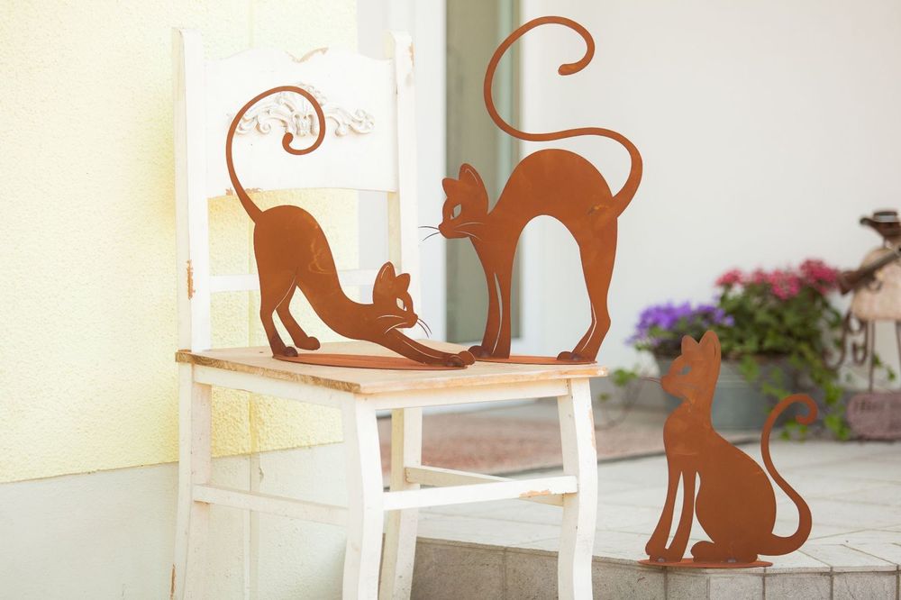 Edelrost Katze Putzend – Garten-Deko Aus Metall Mit Rostpatina, 28x28 Cm, Auf Bodenplatte