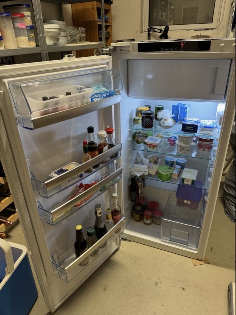 Frigoriferi: Einbaukühlschrank Electrolux IK 2070 – Usato da Wald ZH venduto da nes_7lgm 2