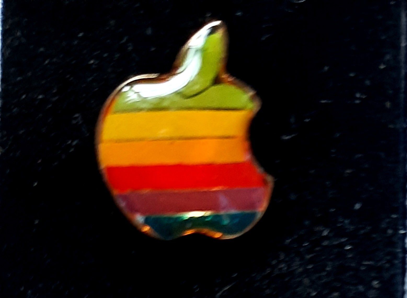 Apple PC: Vintage Apple Anstecknadel Pin – Nuovo (secondo la descrizione) da Arbon venduto da torso444 1