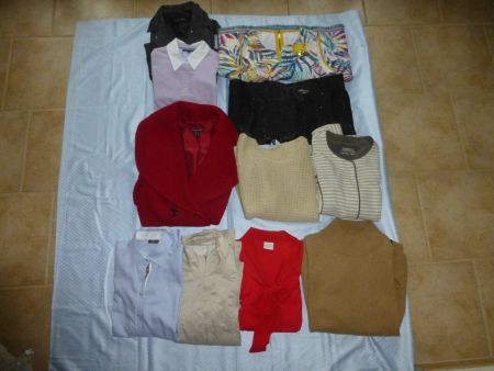 Kleiderpaket für Damen (Grösse S - M)