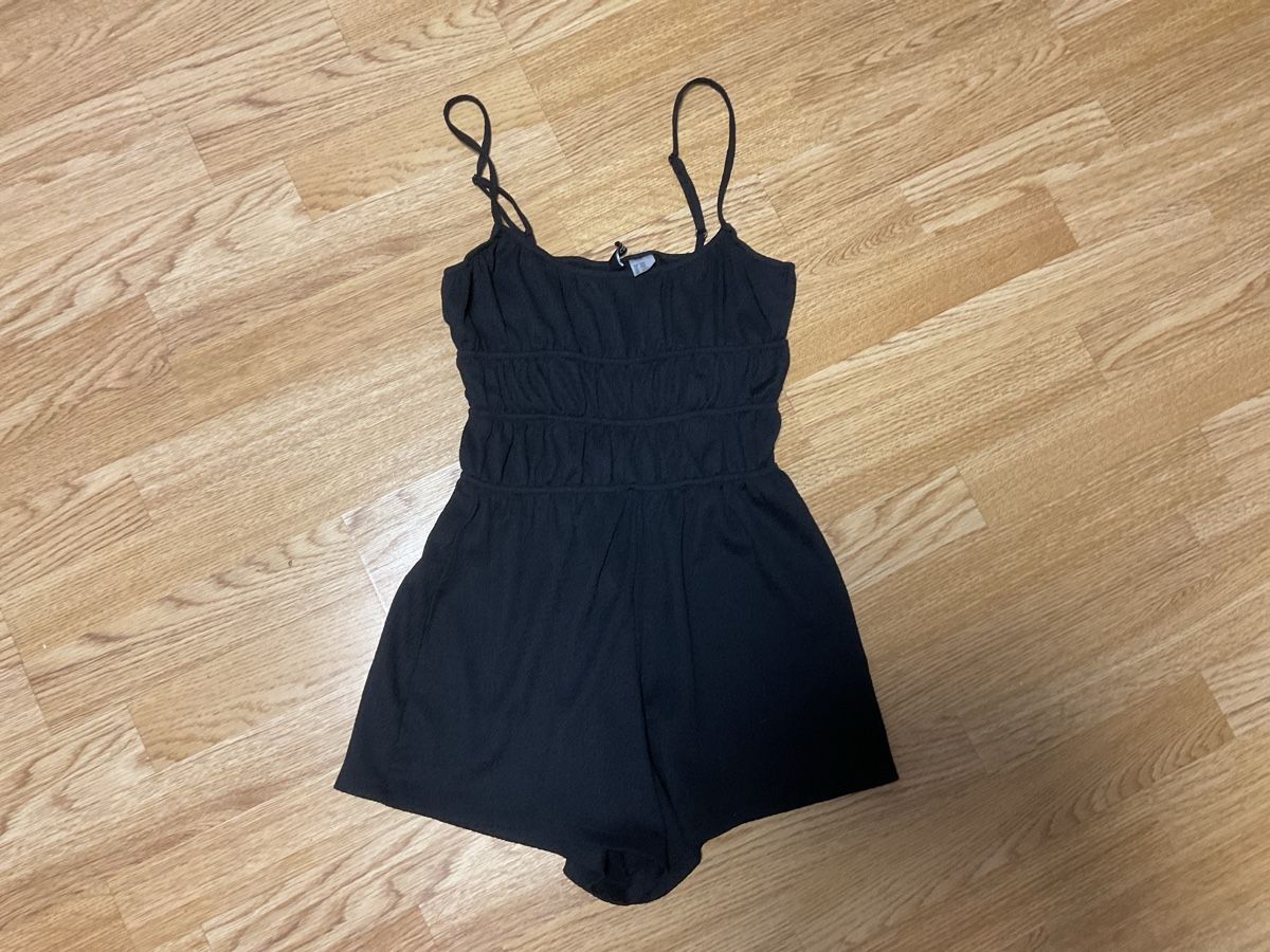 H&M Jumpsuits: Schwarzer Einteiler (Grösse XXS) – Gebraucht aus Bern von sophia_16